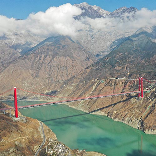 En servicio nueva autopista a prefectura tibetana en Sichuan