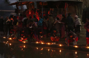 Festival dedicado a dioses en Nepal