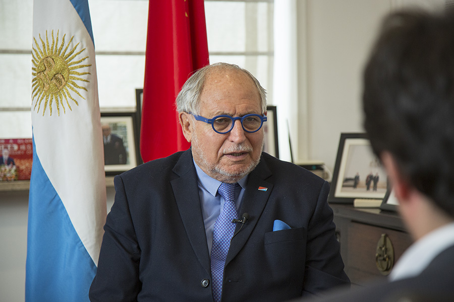 "La Franja y la Ruta es una propuesta global que resume la pol&iacute;tica internacional de China", destaca embajador argentino