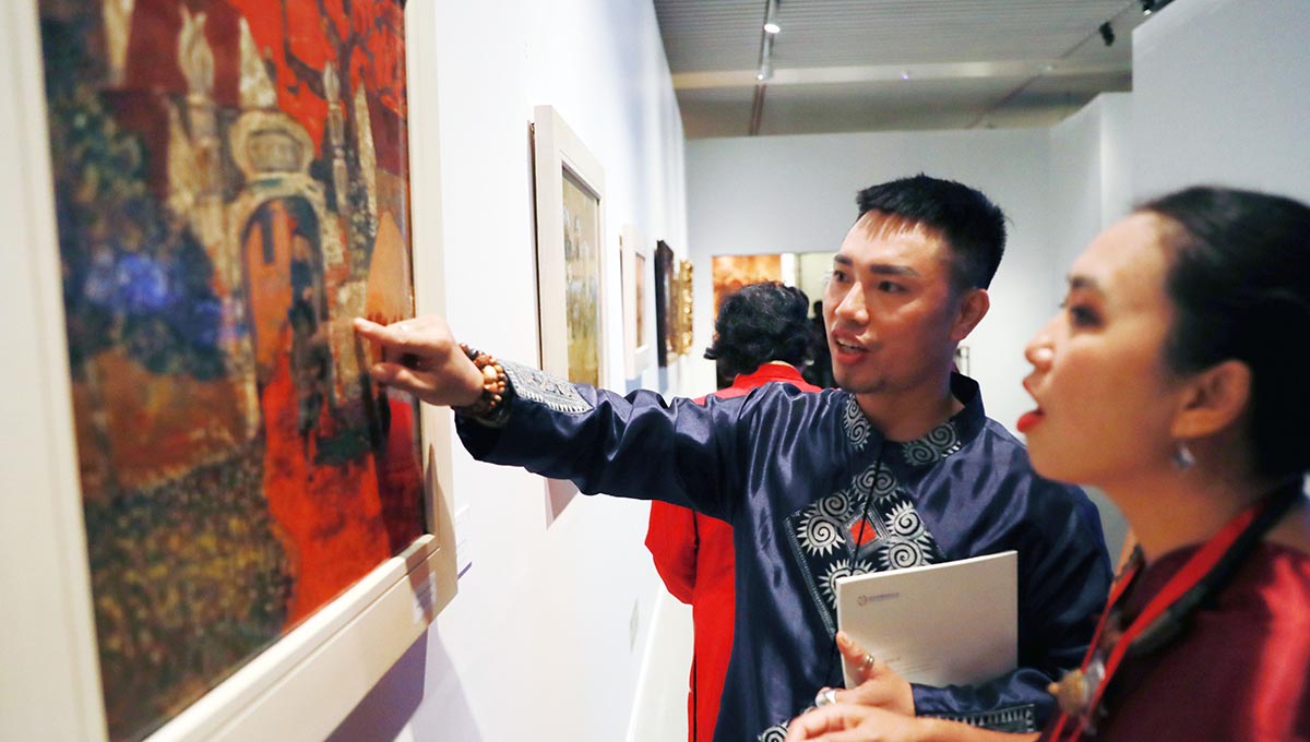 Exposición de patrimonios culturales intangibles de Asia se da a conocer al público