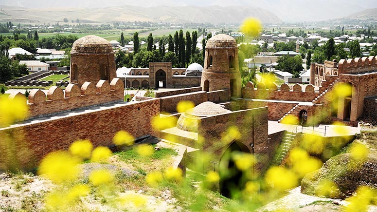 Tayikistán: Fortaleza de Hisor en Dushanbe