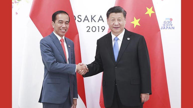 Xi conversa con presidente indonesio sobre relaciones