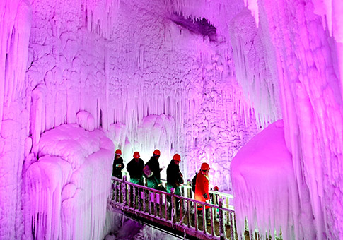Cueva de hielo No.1 en Xiangning, Shanxi