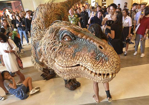 Tailandia: Evento "Caminando con Dinosaurios" en Bangkok