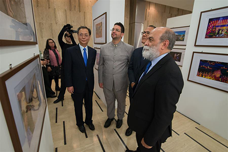 Inauguran en Venezuela exposición fotográfica "Conectividad Cultural de la Franja y la Ruta"
