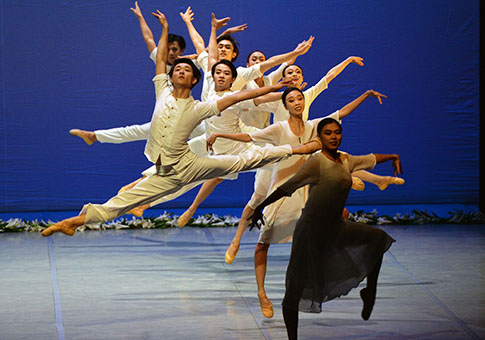 Bailarinas del Teatro de Ballet de Suzhou realizan presentación en Ankara, Turquía