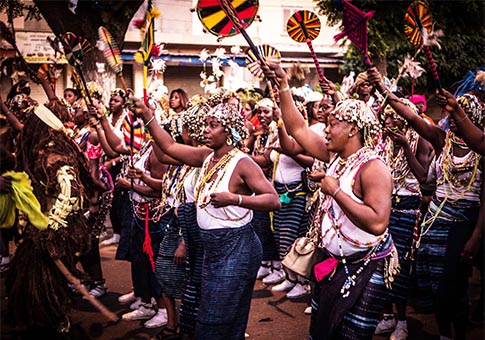 Comienza el primer carnaval senegalés en Dakar