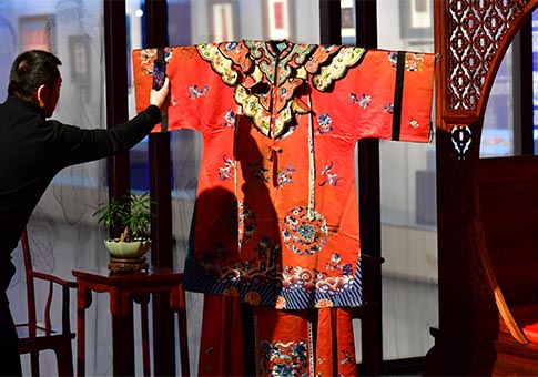 Shanxi: Exposición sobre bordado Jin en Taiyuan