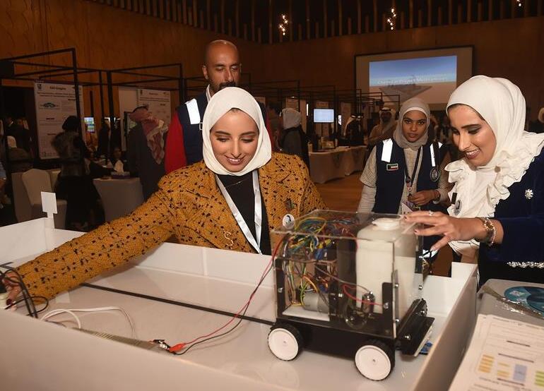 Exhibición de diseño de ingeniería en la Ciudad de Kuwait