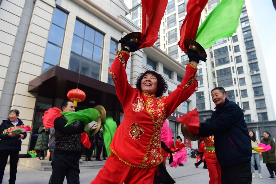 Actividades para celebrar el tradicional Festival chino de Xiaonian