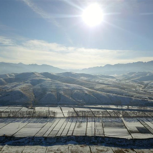 Paisaje nevado de las montañas Qilian
