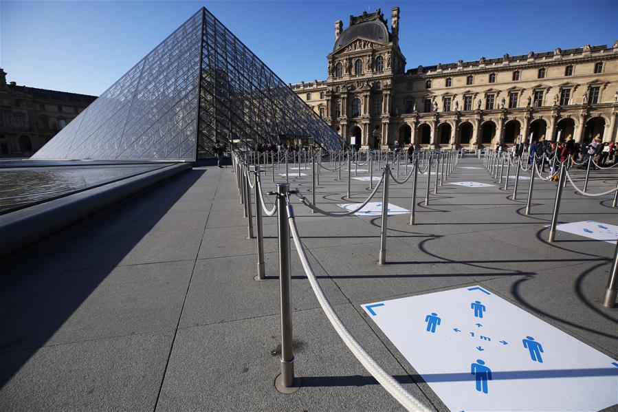 Francia: Louvre reabre al público