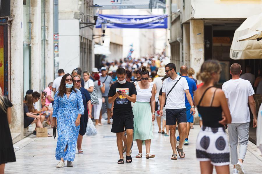 Turistas en Zadar, Croacia