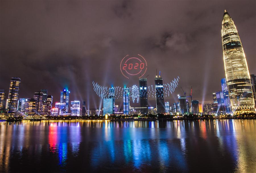 Guangdong: Espectáculo de luces en Shenzhen