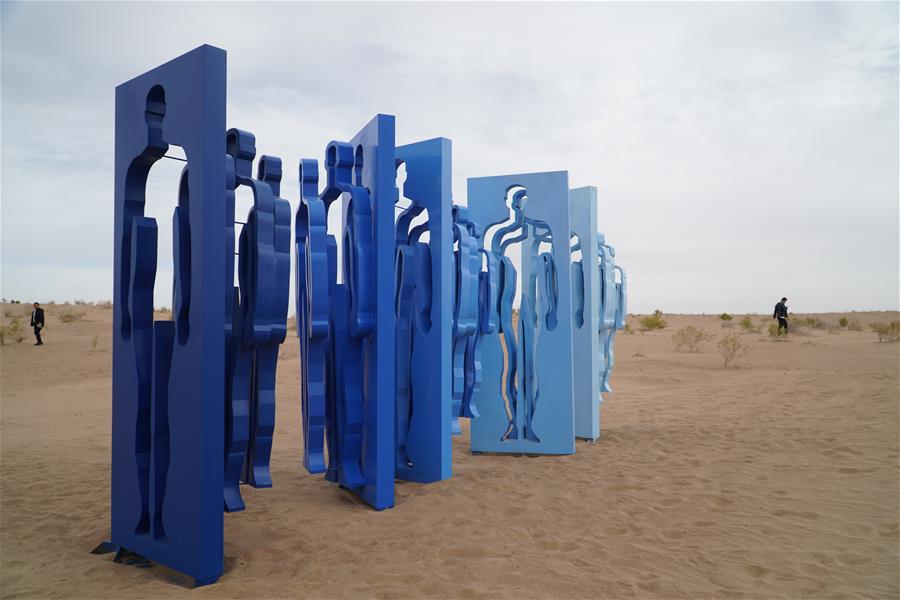 Gansu: Tercer Campamento Internacional de Creación de Esculturas en el Desierto comienza en Minqin