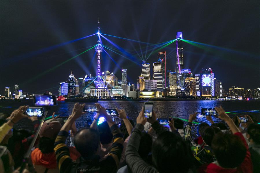 Sitios turísticos en Shanghai reciben 6,5 millones de visitas en primeros 6 días de vacaciones