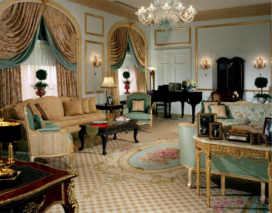 Hotel Waldorf Astoria subasta miles de piezas de muebles antiguos con fines filantrópicos