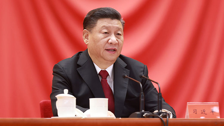 ENFOQUE: Xi llama a los trabajadores a hacer nuevos e históricos esfuerzos por la modernización de China