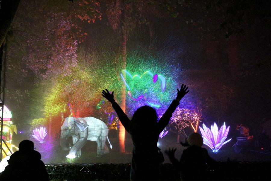 Festival de linternas en Jardín Botánico Tropical en Portugal
