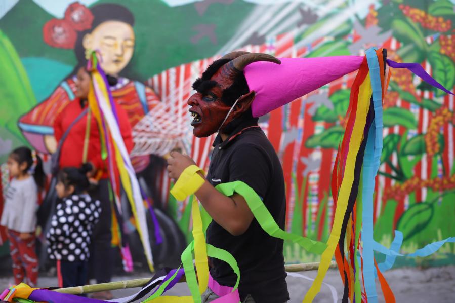 Carnaval realizado por comunidad Triqui originaria del estado de Oaxaca, México