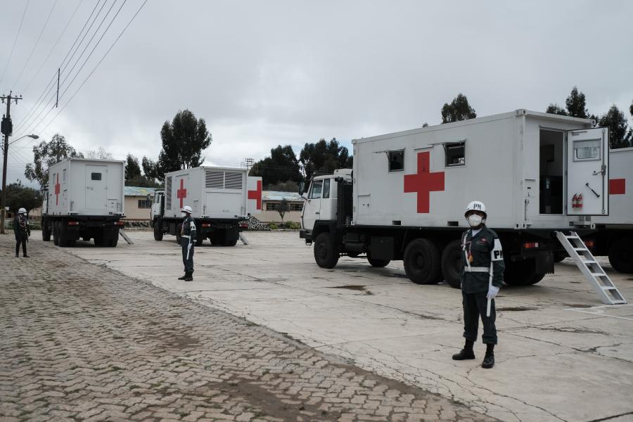 Bolivia refuerza su sistema de salud con donación de China de hospital móvil e insumos contra la COVID-19