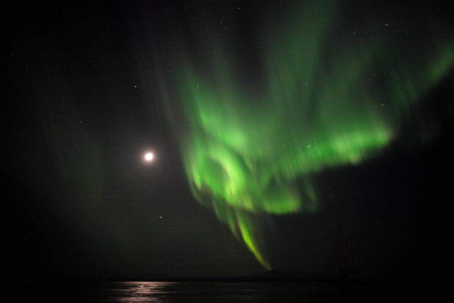 Aurora boreal en Anchorage, Estados Unidos