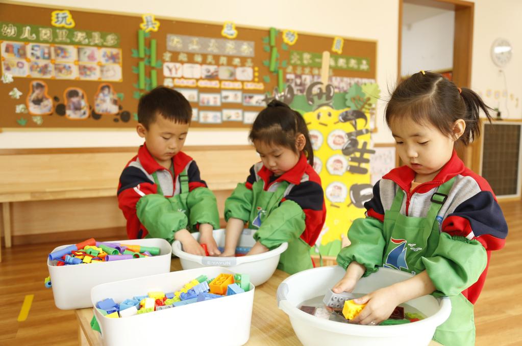 Día Mundial de la Salud en jardín de infantes en Xingtai, Hebei