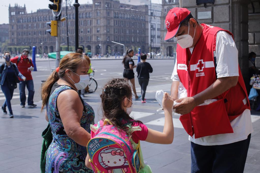 Voluntarios de la Cruz Roja Mexicana en México