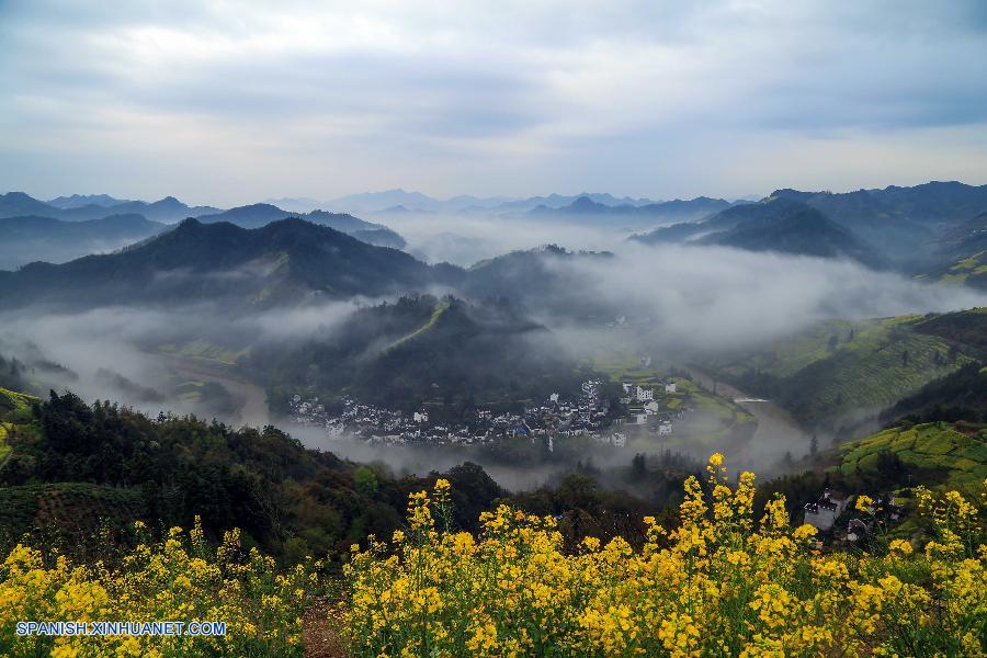 Anhui: 'Mar de nubes' en Villa Shitan en ciudad Huangshan