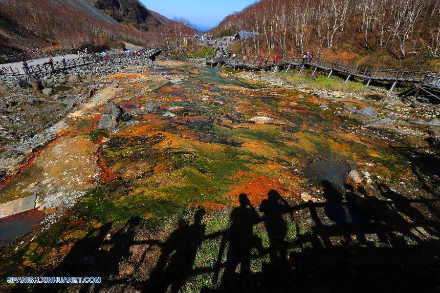 Jilin: Paisaje de Montaña Changbai en otoño