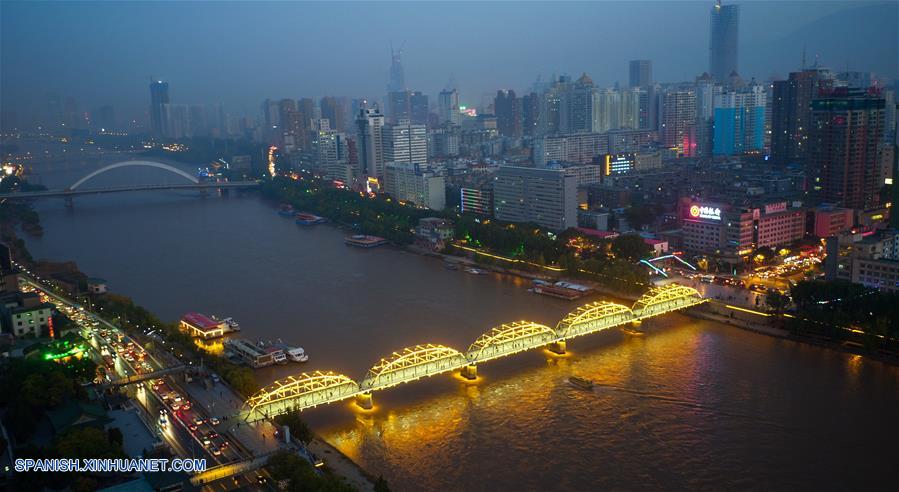 Gansu: Paisaje de Río Amarillo en Lanzhou