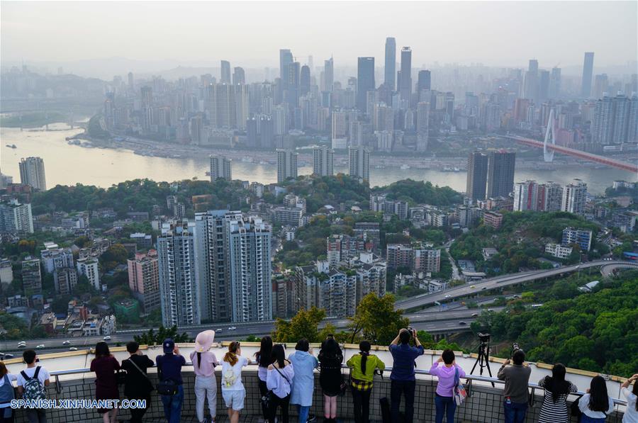 (7)CHINA-CHONGQING-MEDIO AMBIENTE-PAISAJE-SERIE