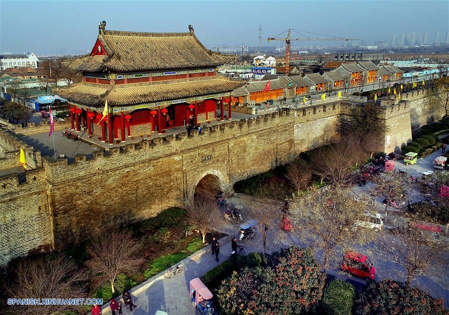 (4)CHINA-HENAN-MEDIO AMBIENTE-PAISAJE-SERIE