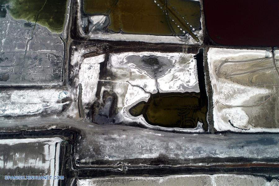 CHINA-SHANXI-YUNCHENG-LAGO SALADO-SERIE