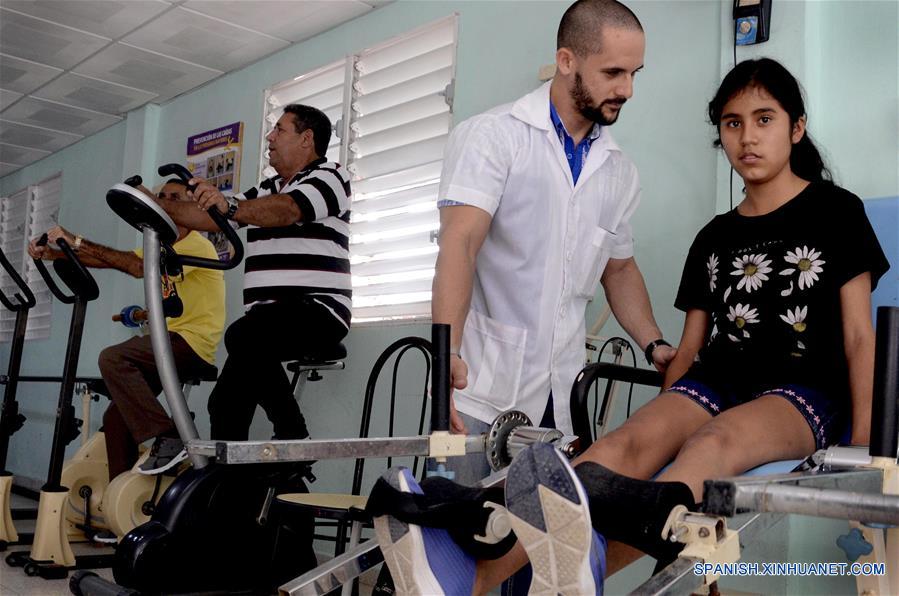 CUBA-HOLGUIN-ATAXIA-REHABILITACION