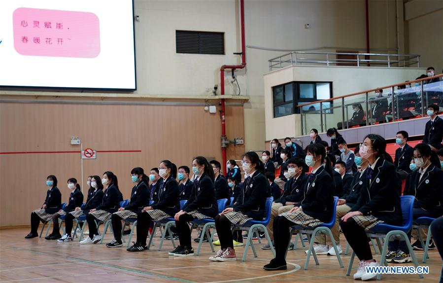 CHINA-SHANGHAI-ESCUELA-REANUDACION