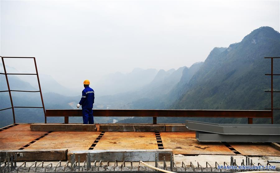 CHINA-GUIZHOU-PUENTE PINGTANG-CONSTRUCCION-CONCLUSION-SERIE