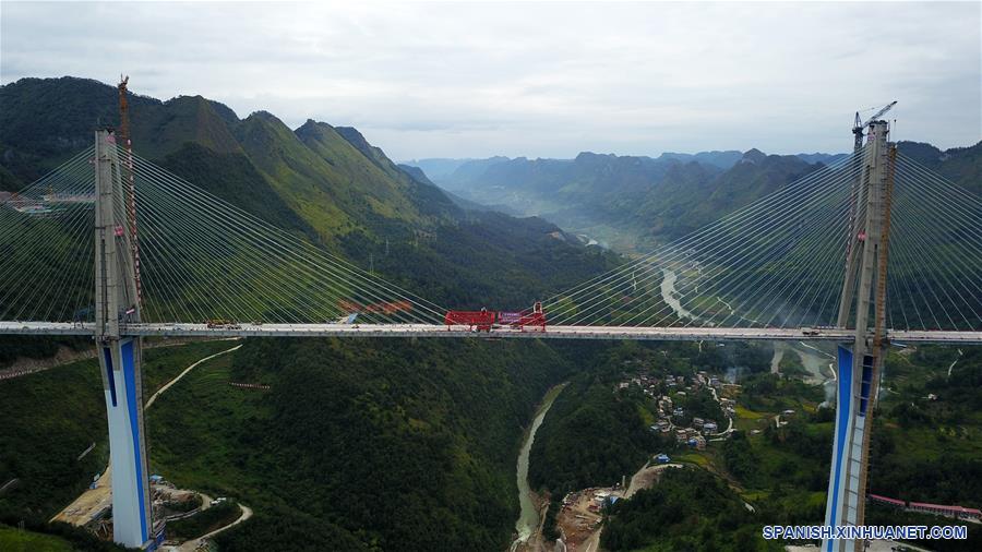 CHINA-GUIZHOU-PUENTE PINGTANG-CONSTRUCCION-CONCLUSION-SERIE