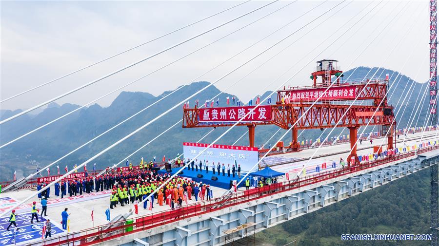CHINA-GUIZHOU-PUENTE PINGTANG-CONSTRUCCION-CONCLUSION-SERIE