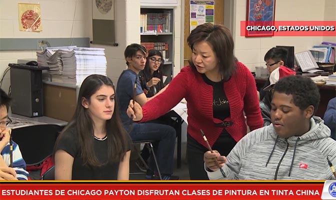 Estudiantes de Chicago payton disfrutan clases de pintura en tinta china
