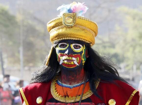 La ceremonia del "Yaku Raymi" en Perú