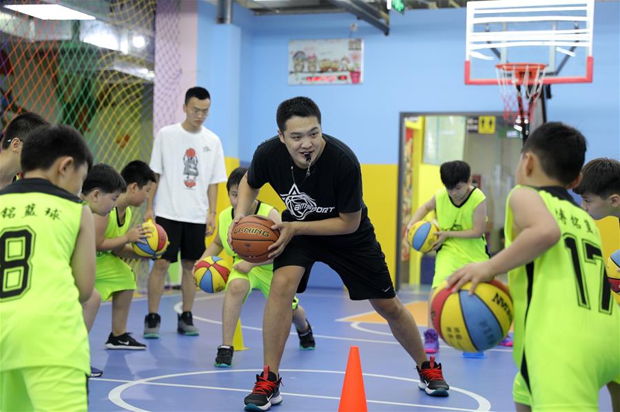 Hebei: Campamento de verano de baloncesto en Hengshui